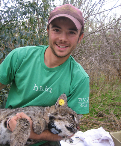 Picture of Graduate student Robert Alonso in the field 